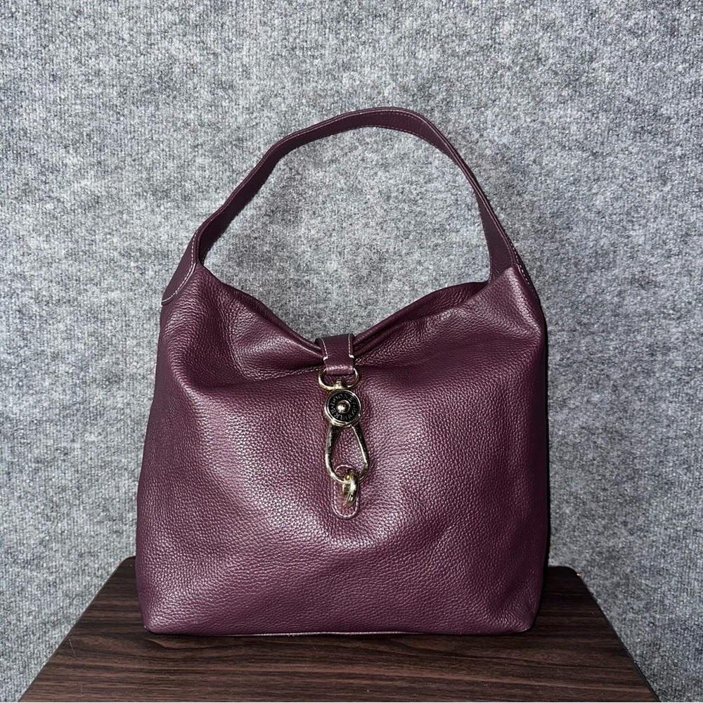 Dooney & Bourke Pebble grain logo lock sak shoulder Bagplum color